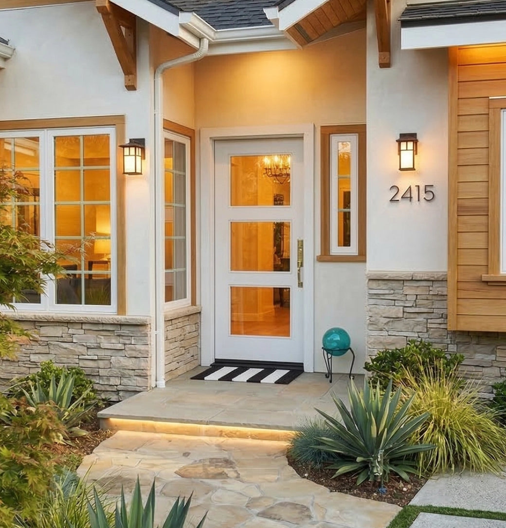 Modern 3 Lite Single Door